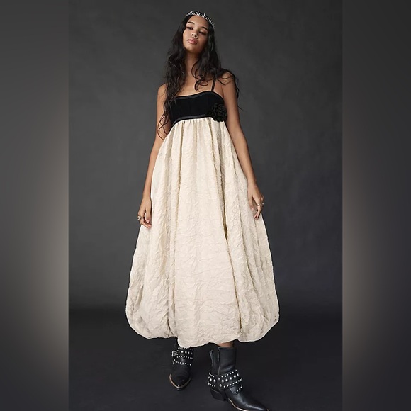 Free People Dresses & Skirts - Free People Bellini Bubble Maxi Dress